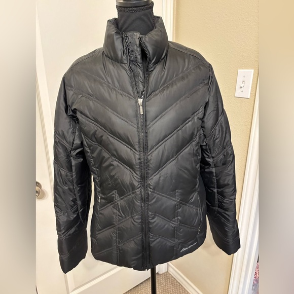 Eddie Bauer Goose Down Black Puffer Jacket coat Medium Packable Puffy Packable - Picture 2 of 16